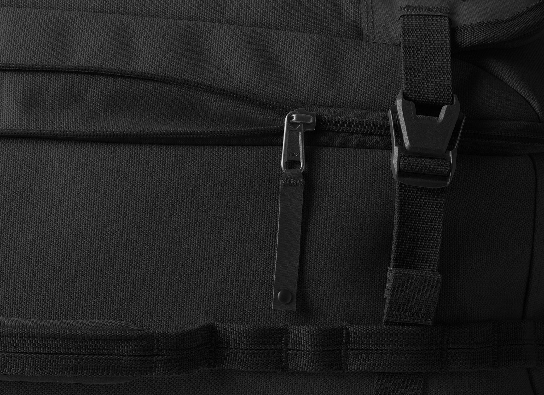 Gear Warrior XE 2-Wheel 27"/ 66L Luggage - Image 13