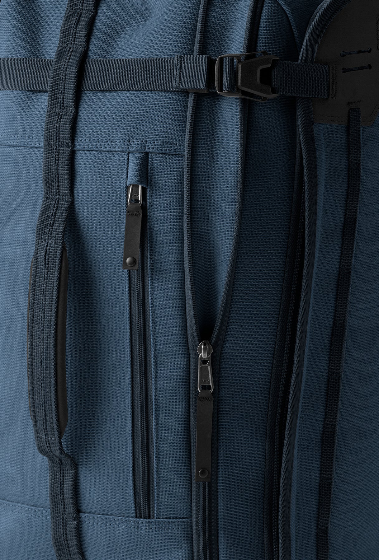 Gear Warrior XE 2-Wheel 30"/ 91L Luggage - Image 5