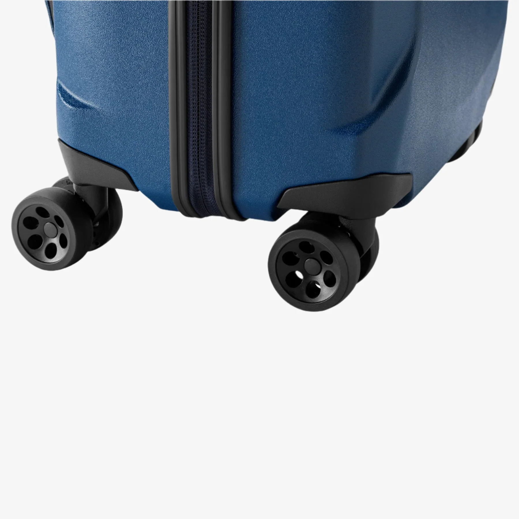Tarmac 4-Wheel 26" Luggage - Image 5