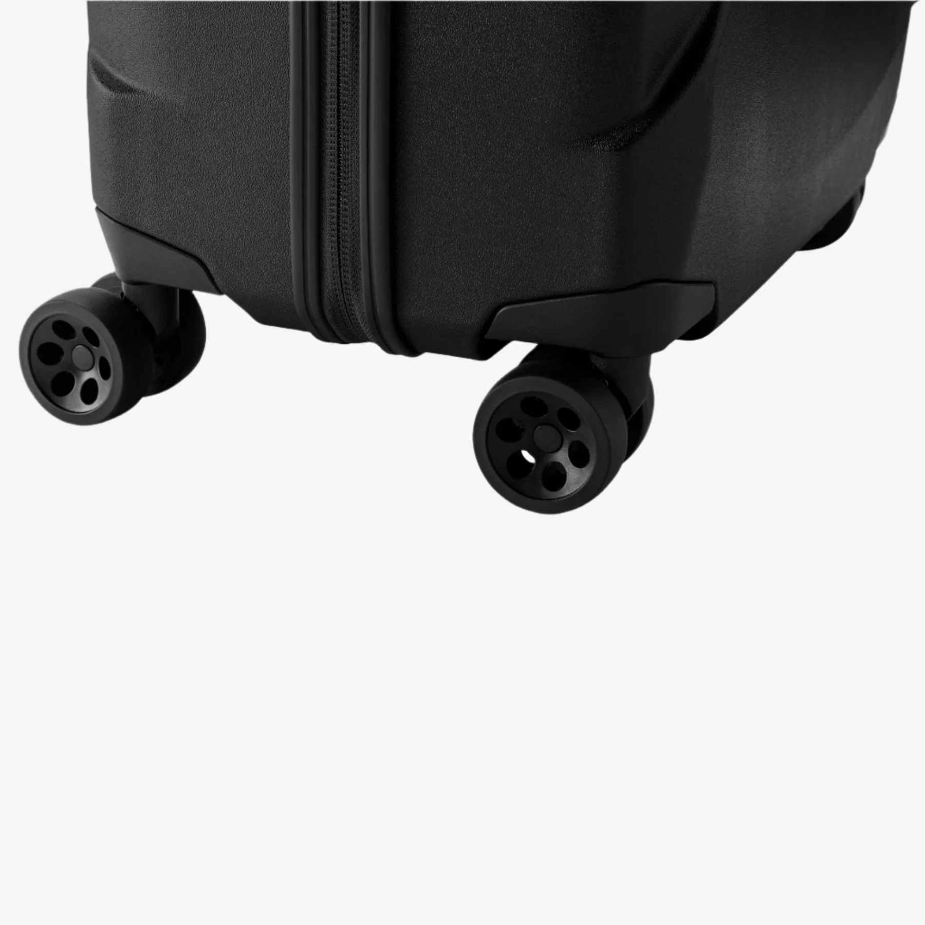 Tarmac 4-Wheel 29" Luggage - Image 17